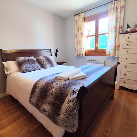 Check-In Casas Cumbre De Benasque Apartment Eriste Exterior photo