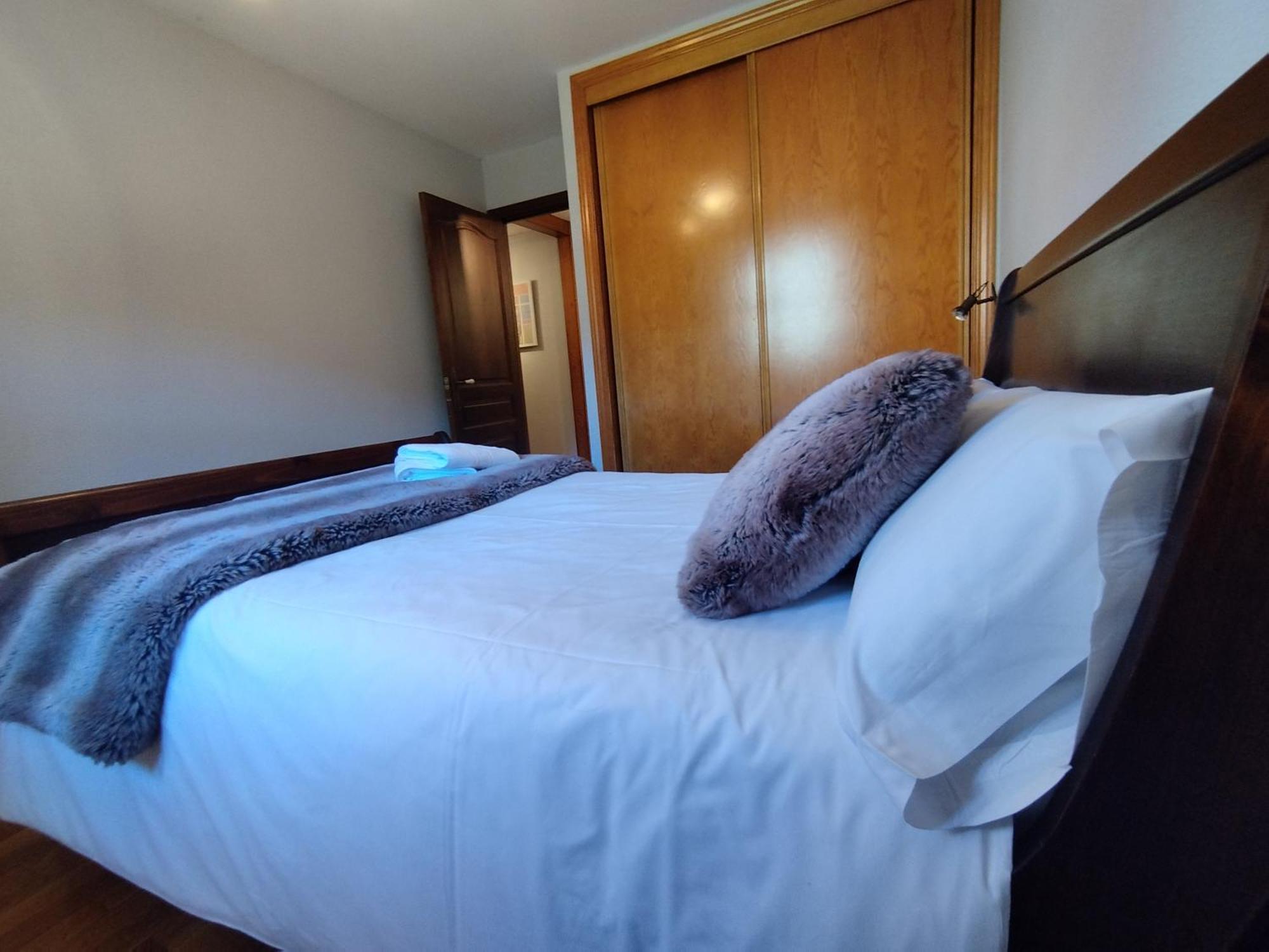 Check-In Casas Cumbre De Benasque Apartment Eriste Exterior photo